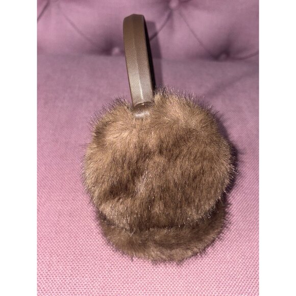 Jocelyn Brown Earmuffs - Picture 5 of 7